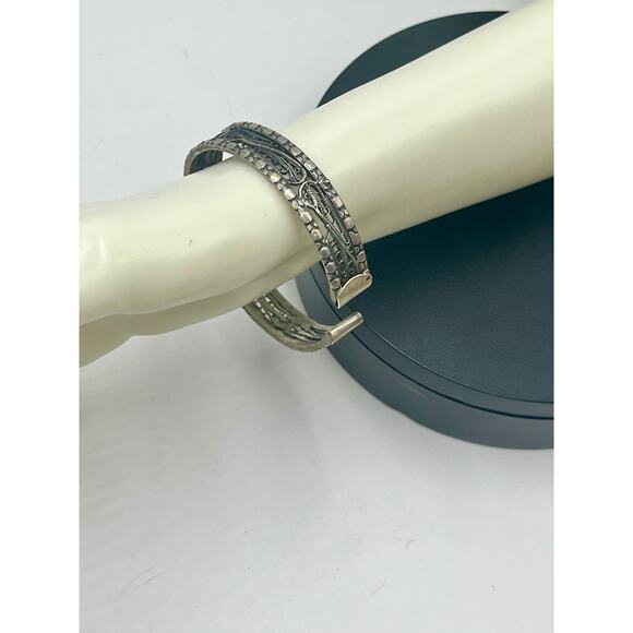 Sterling Silver Signed Open Filigree Nugget Border Cuff Bracelet 31 grams, 7.5” - Picture 3 of 11